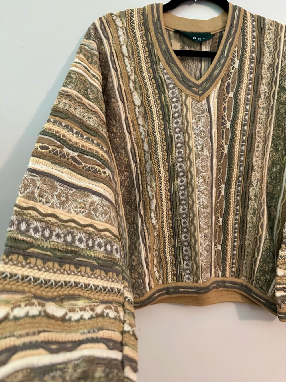 Tundra Sweater Vintage 90s 3D Knit
Textured Cardigan Medium